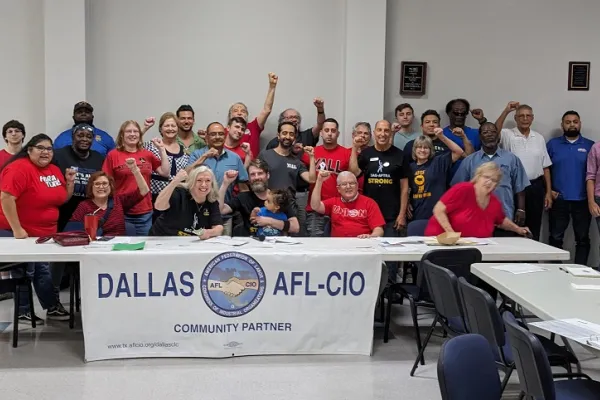 With SAG-AFTRA in foreground, Dallas AFL-CIO activists pose
