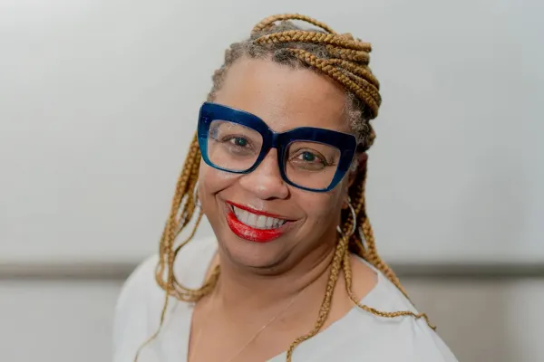 Renda Hobbes-Marsh • TWU