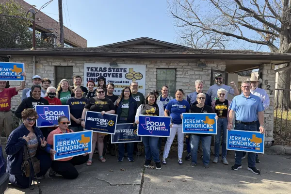 Austin union members prepare to block walk for union candidates